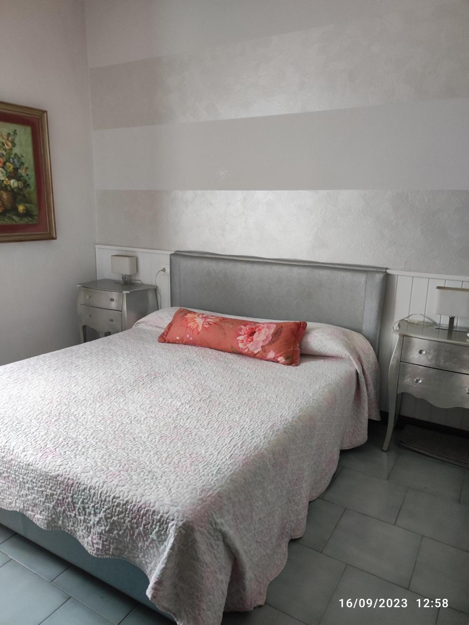 Casapatrizia B&B Sirmione Eksteriør bilde