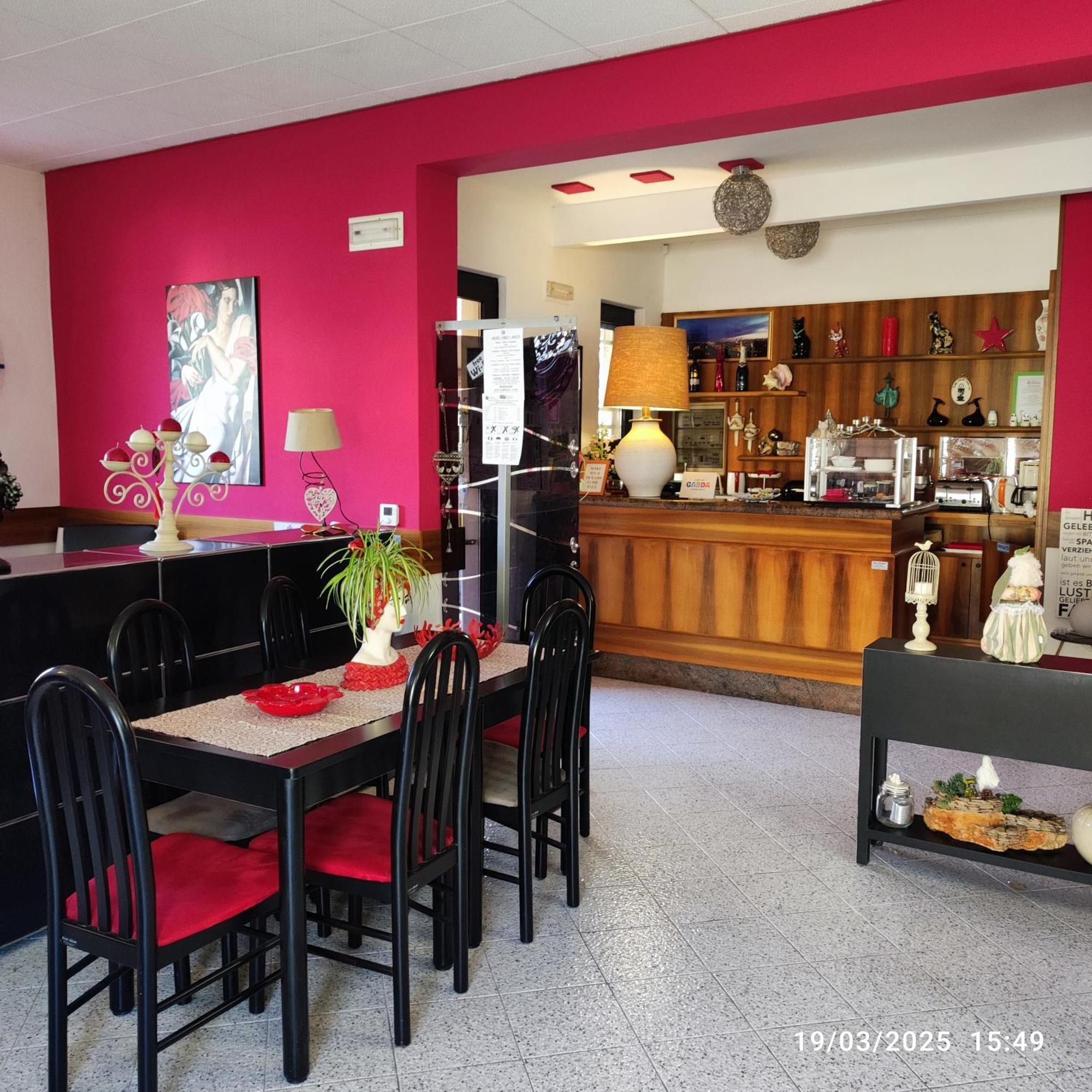 Casapatrizia B&B Sirmione Eksteriør bilde